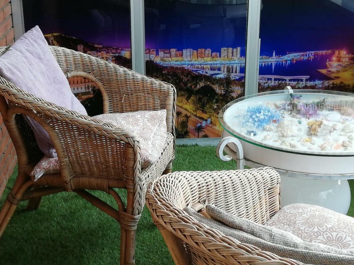 Apartamento Lujo Frente Al Mar Centro De Малага Экстерьер фото