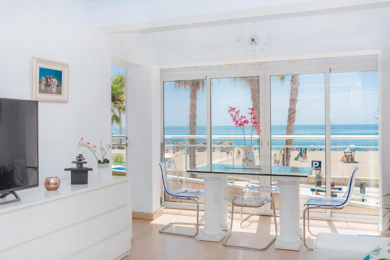 Apartamento Lujo Frente Al Mar Centro De Малага Экстерьер фото